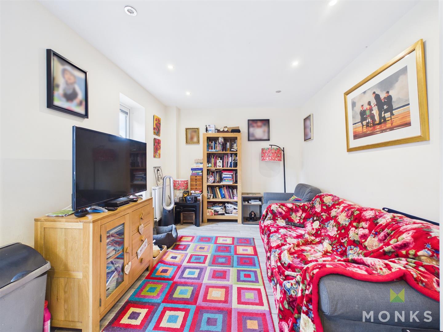 4 Price Close, Shrewsbury, SY2 6FW For Sale